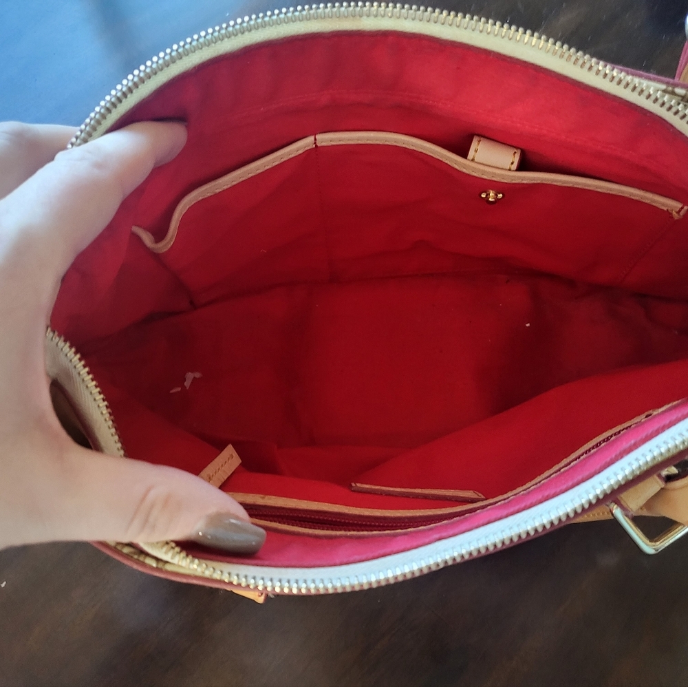 Dooney & Burke initial handbag - Picture 2 of 4